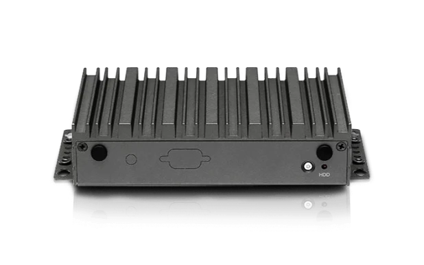 Компьютер Neu-X100 размером с ладонь от компании Nexcom